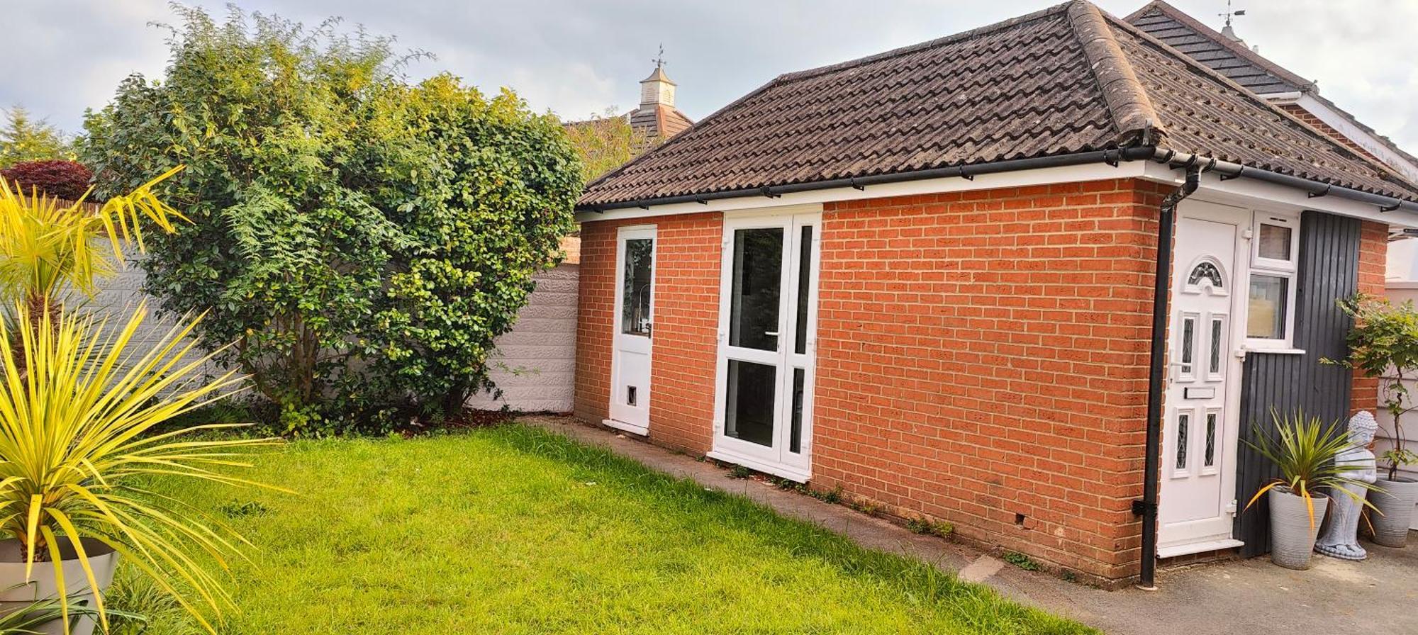 Cosy Bee And Apartment Bournemouth Bagian luar foto