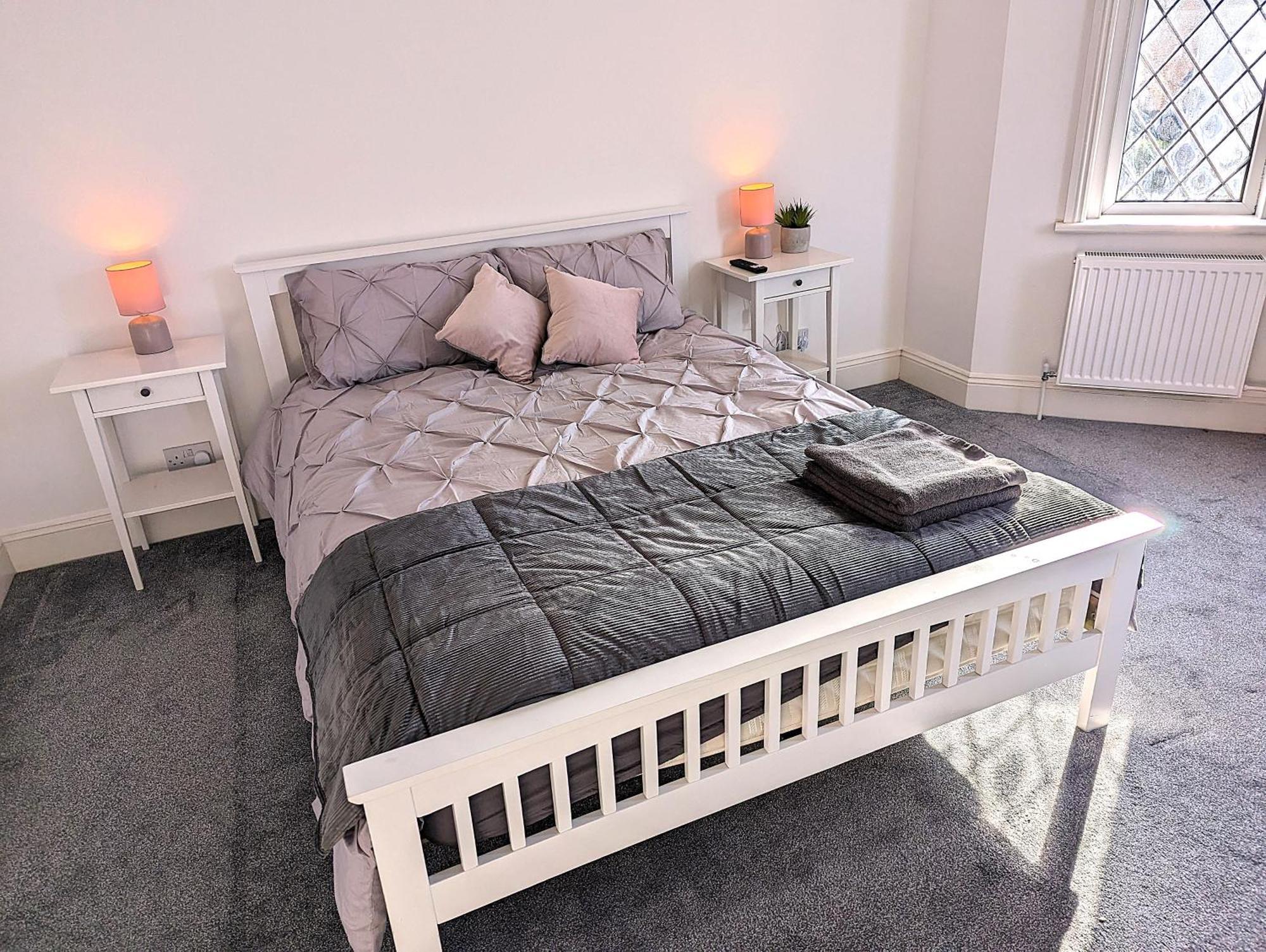 Cosy Bee And Apartment Bournemouth Bagian luar foto
