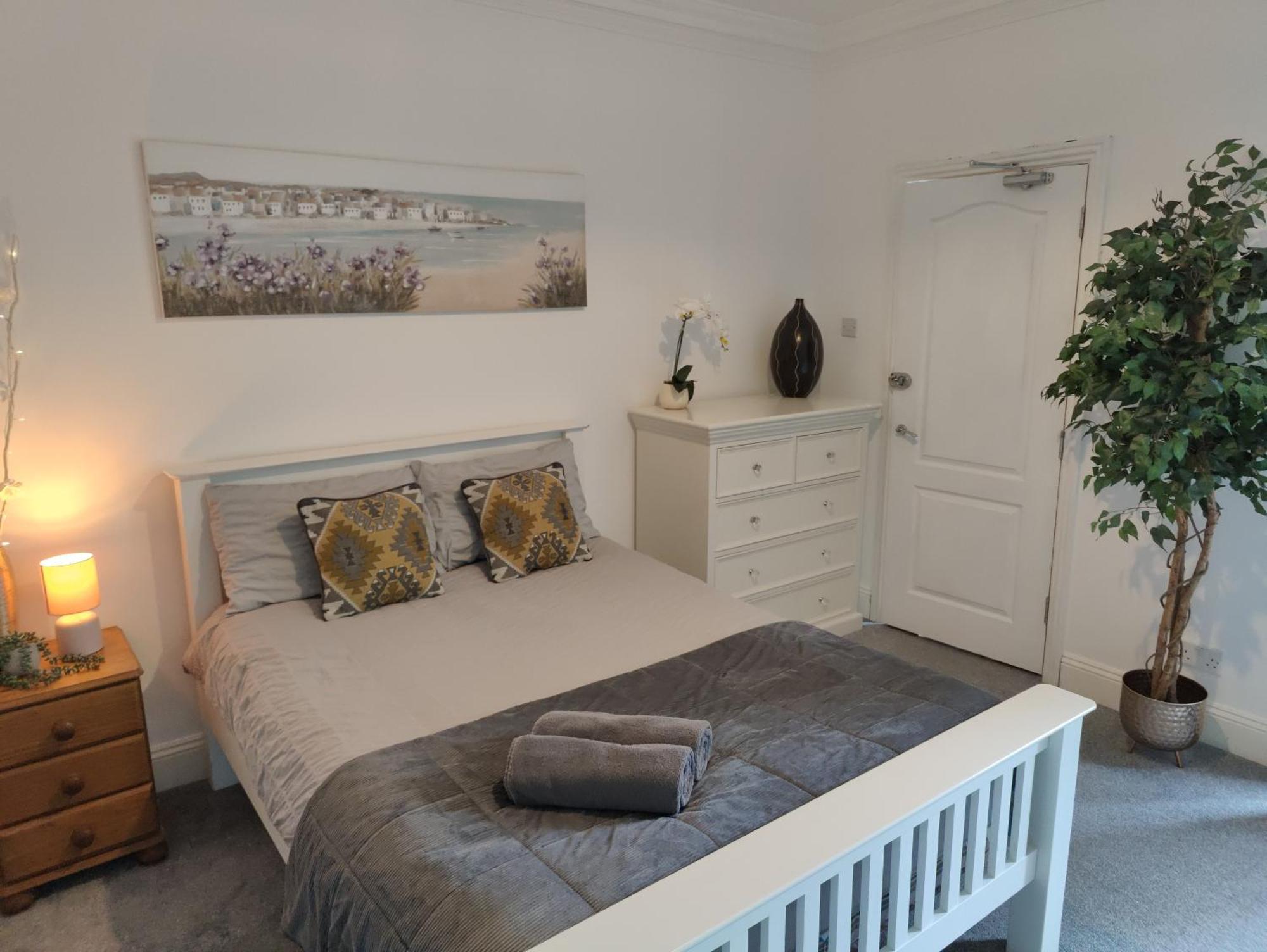 Cosy Bee And Apartment Bournemouth Bagian luar foto